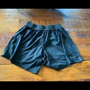 Black nike shorts